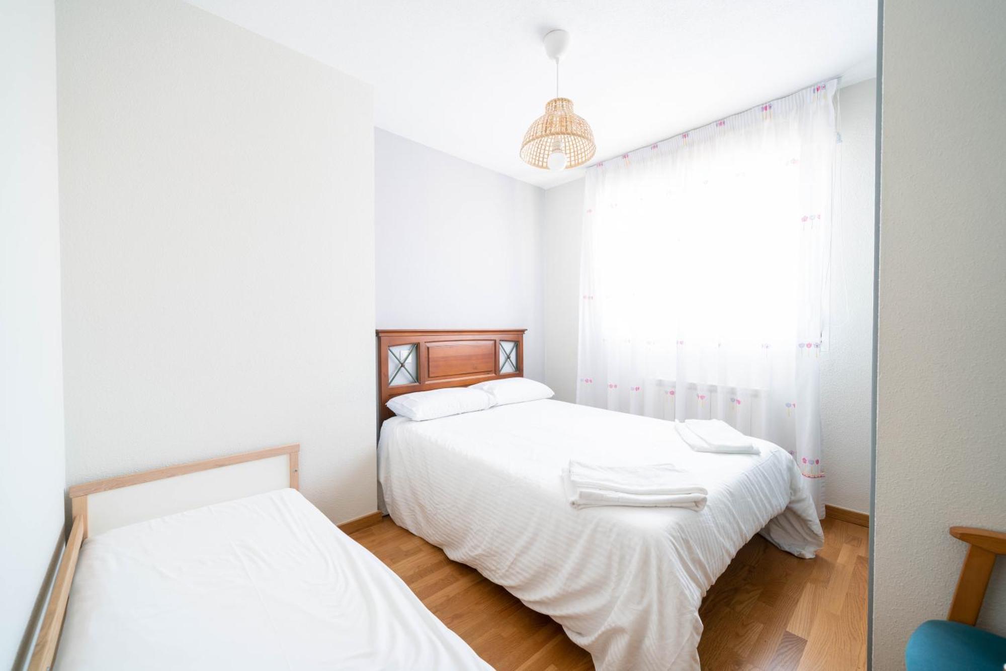 Apartamentos Go- Chalet Calera, Parking Gratuito Arroyo de la Encomienda Bagian luar foto